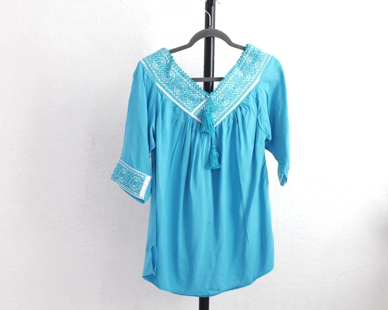 Blusa Cuello V Azul Celeste Mariposas