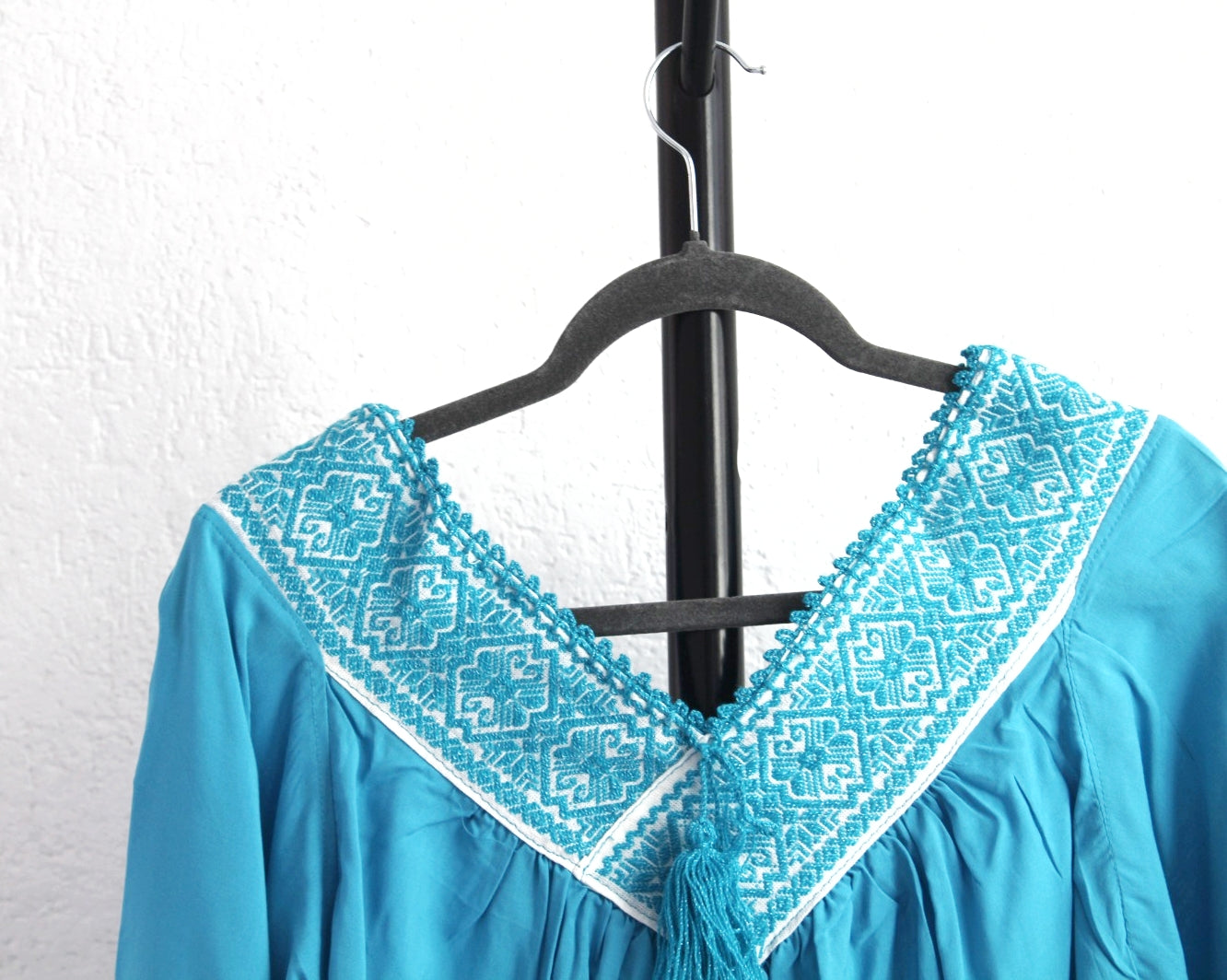 Blusa Cuello V Azul Celeste Mariposas