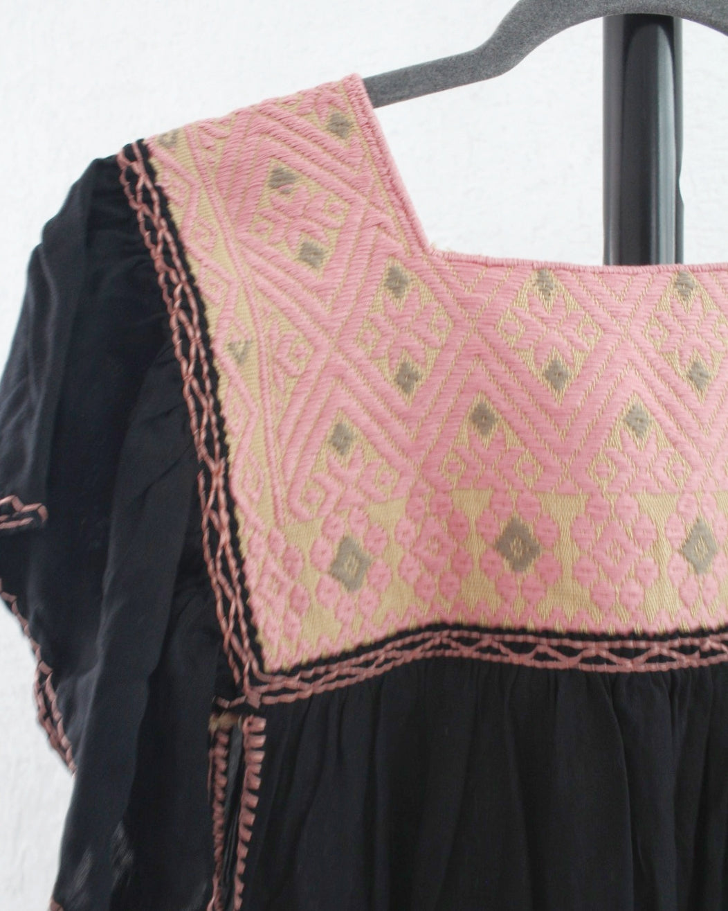 Vestido Cristina Estrellas Coral Negro