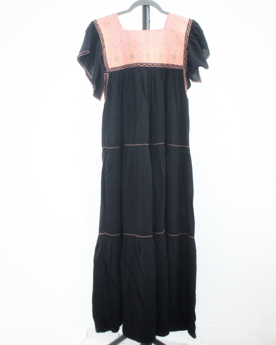 Vestido Cristina Estrellas Coral Negro