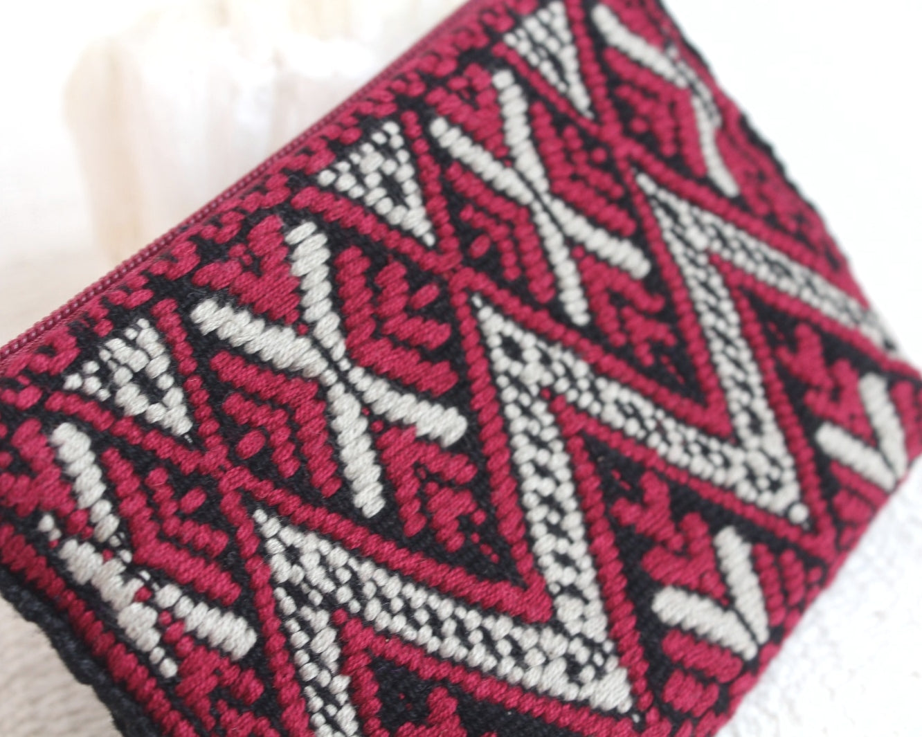 Monedero Flores Rojo Crema