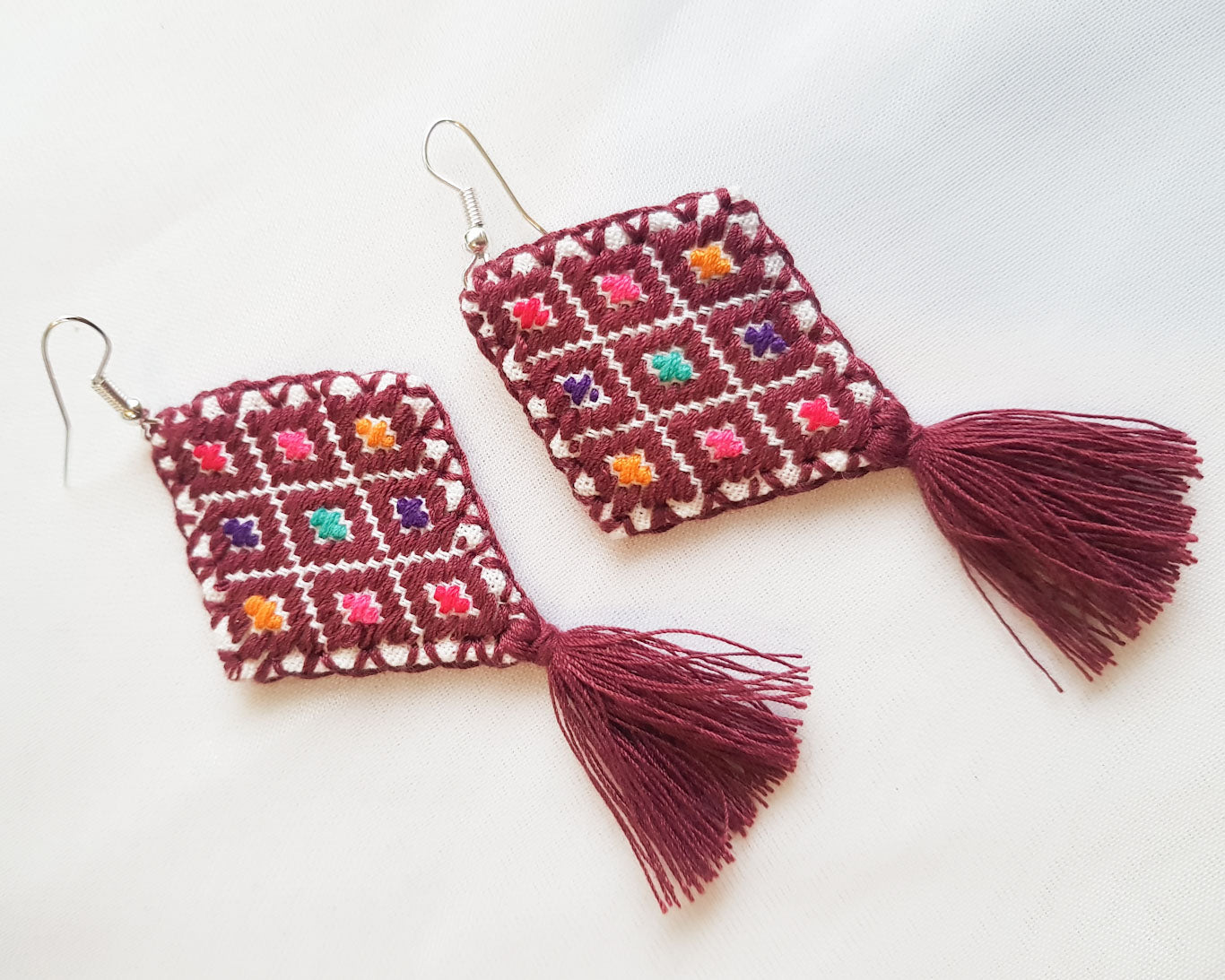 Aretes Cosmos Rombos Vino