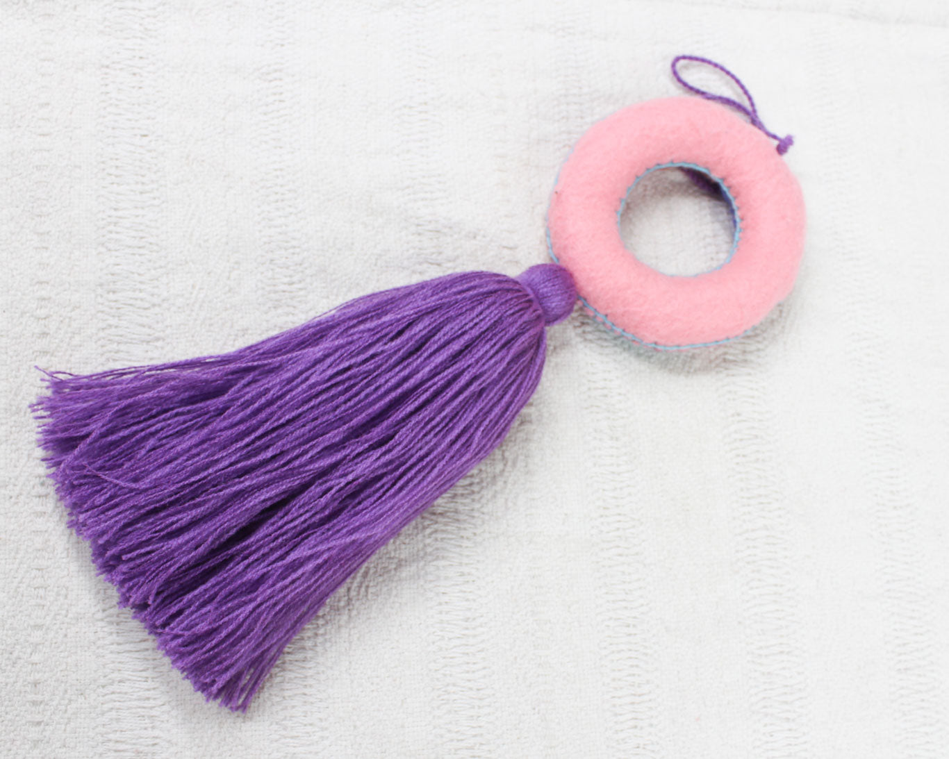 Letra bordada "O" Morado