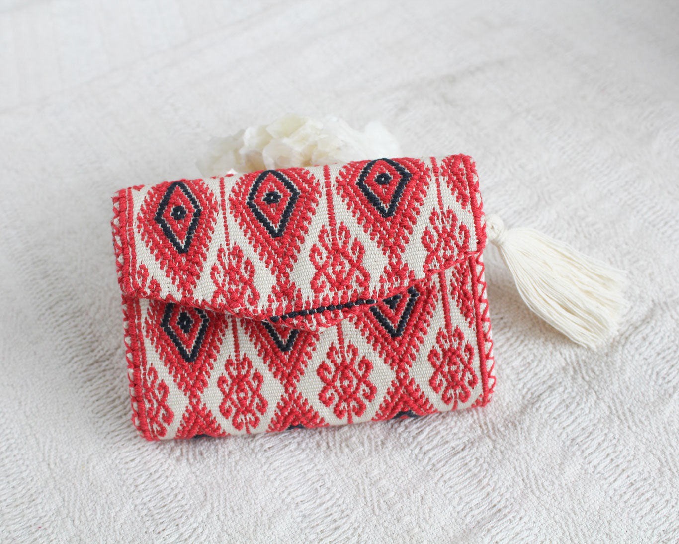 Cartera Estrellas con Coronas Coral Blanco