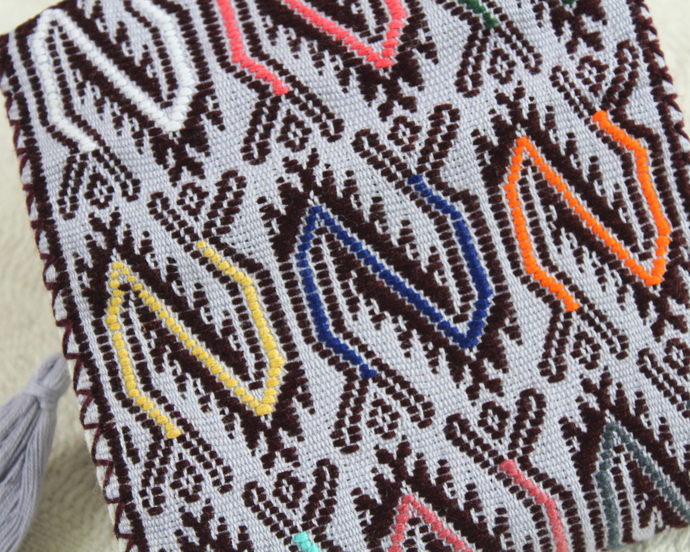 Cartera Quetzalcóatl Vino Gris