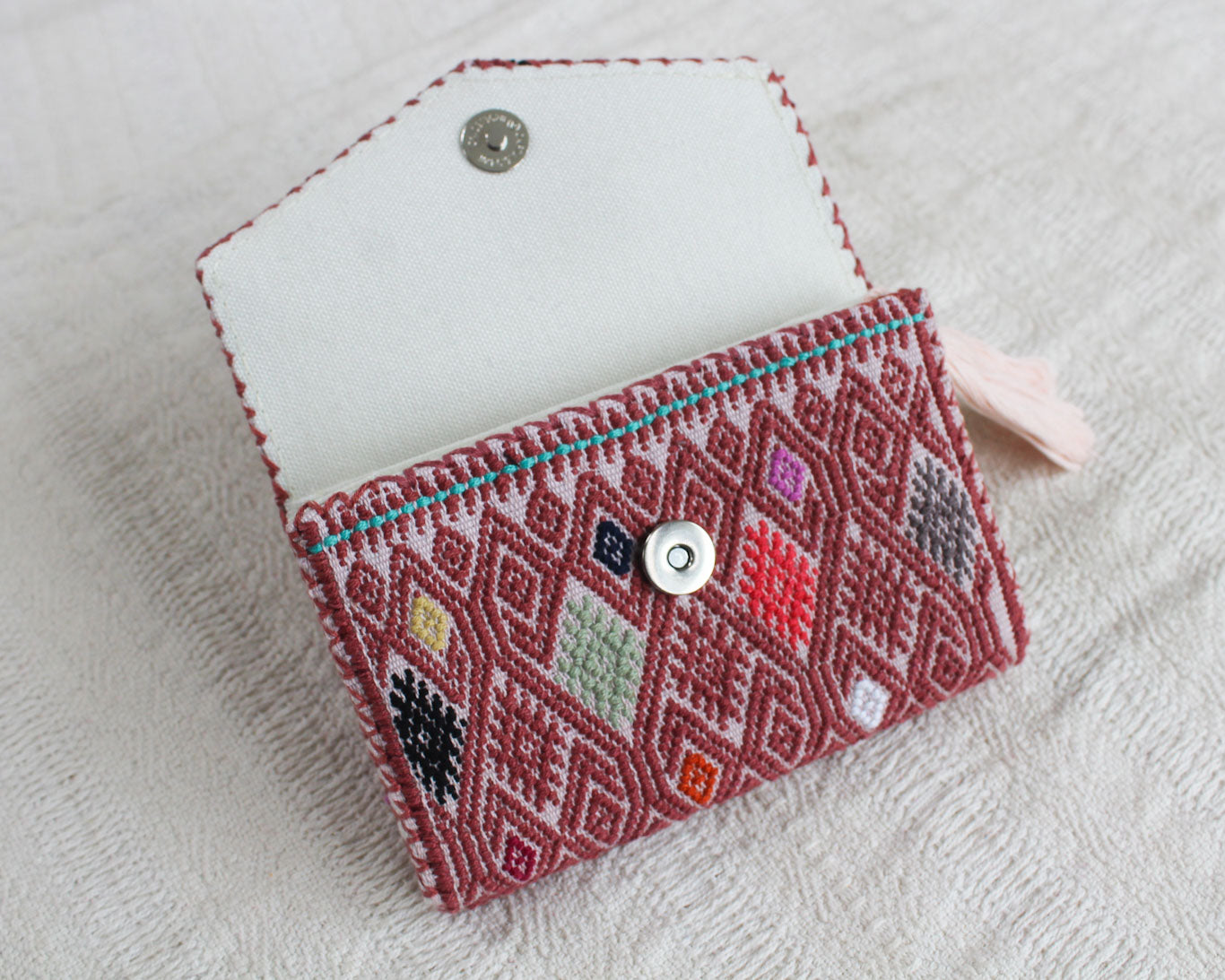 Cartera "El camino de bejucos" Coral Blanco