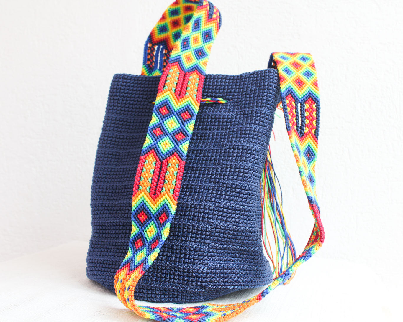 Bolso Morral Azul Marino Amarillo Verde