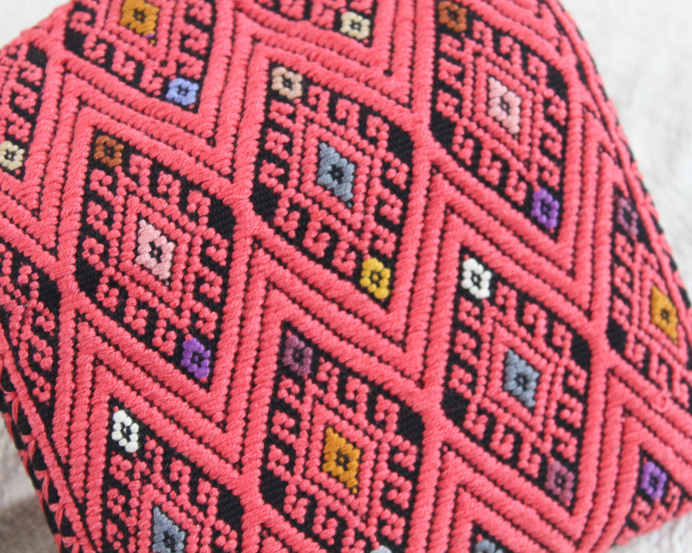 Cartera Pilares de la Tierra Rosa