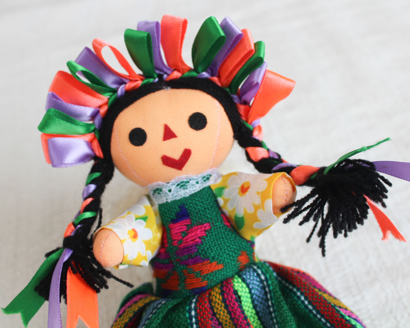 Muñeca Lelé Mediana Lila Coral Verde