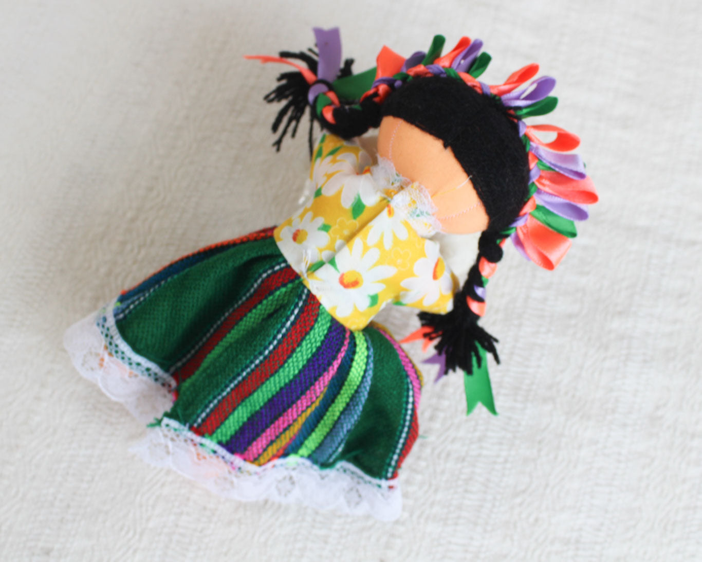 Muñeca Lelé Mediana Lila Coral Verde