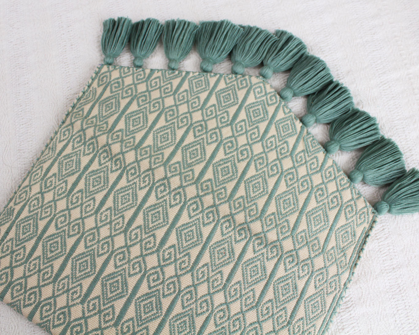 Clutch Artesanal Rizado Menta Beige