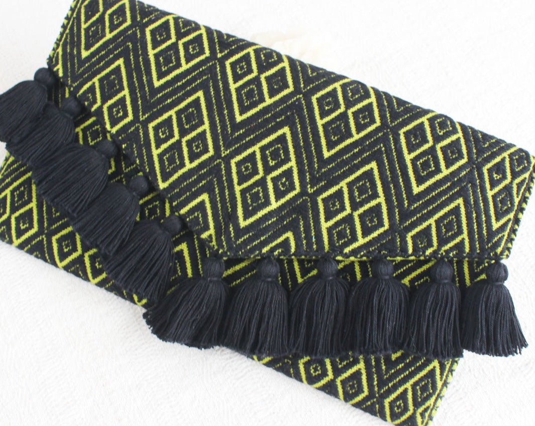 Clutch Artesanal "BATS’I LUCH" Negro VerdeL