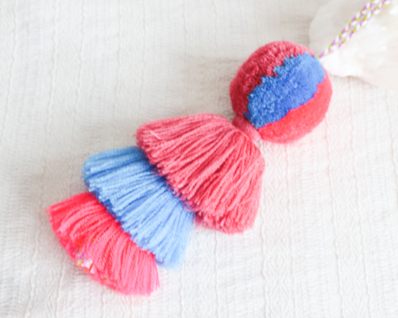 Pompón Grande Rosa Azul Coral