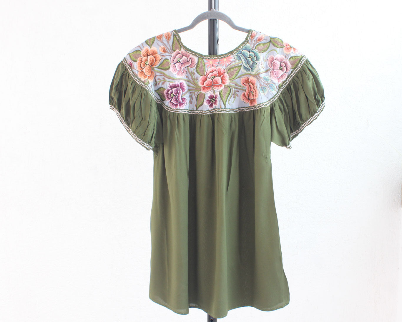 Blusa Abigail Flores Verde Olivo XXL
