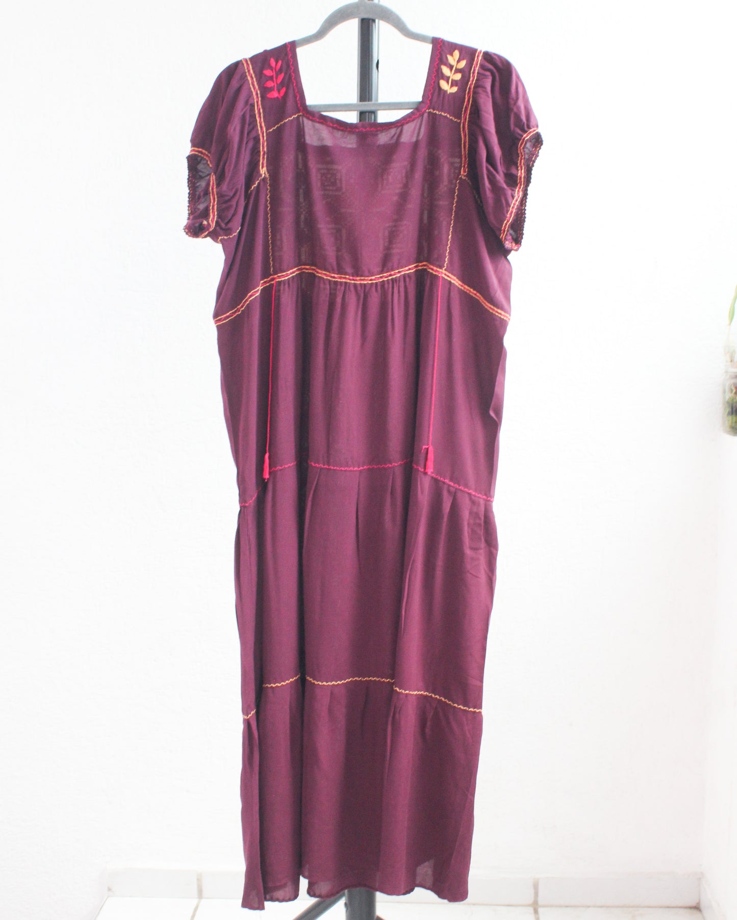 Vestido Julia Flores Vino L / XL