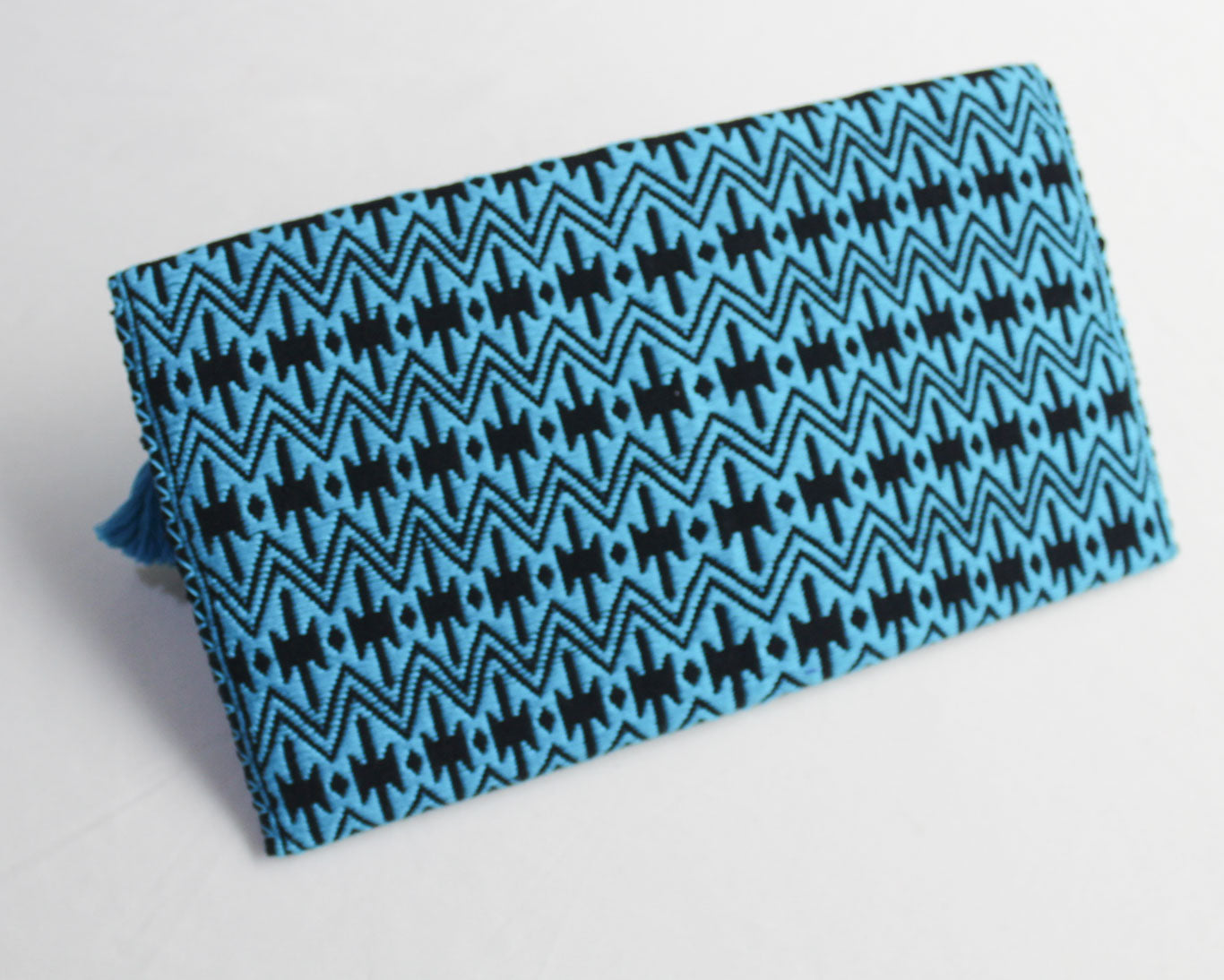 Clutch Artesanal Lluvia de Estrellas Azul Negro