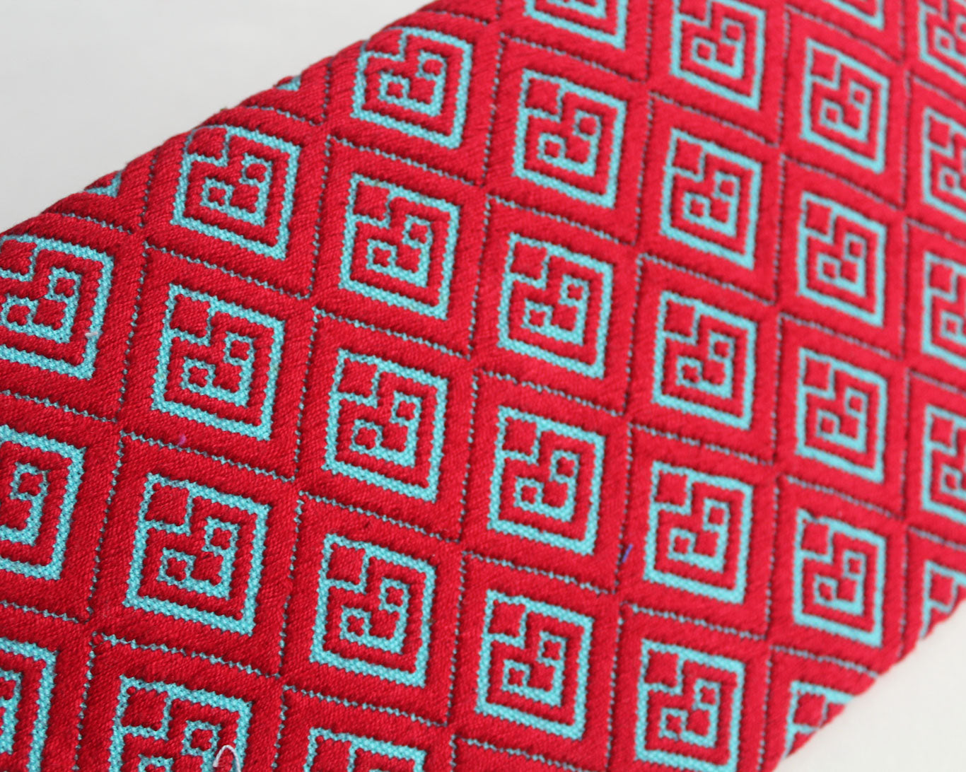 Clutch Artesanal Rizado Rojo Azul