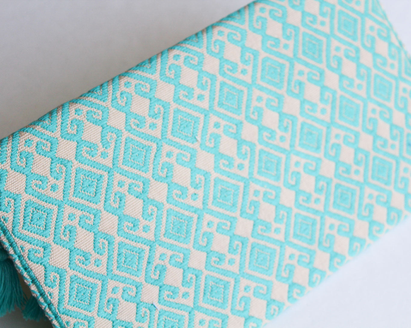 Clutch Artesanal Rizado Turquesa