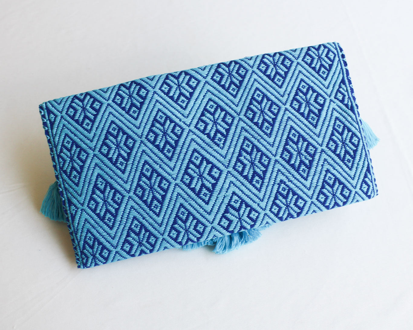 Clutch Artesanal Estrellas Azules