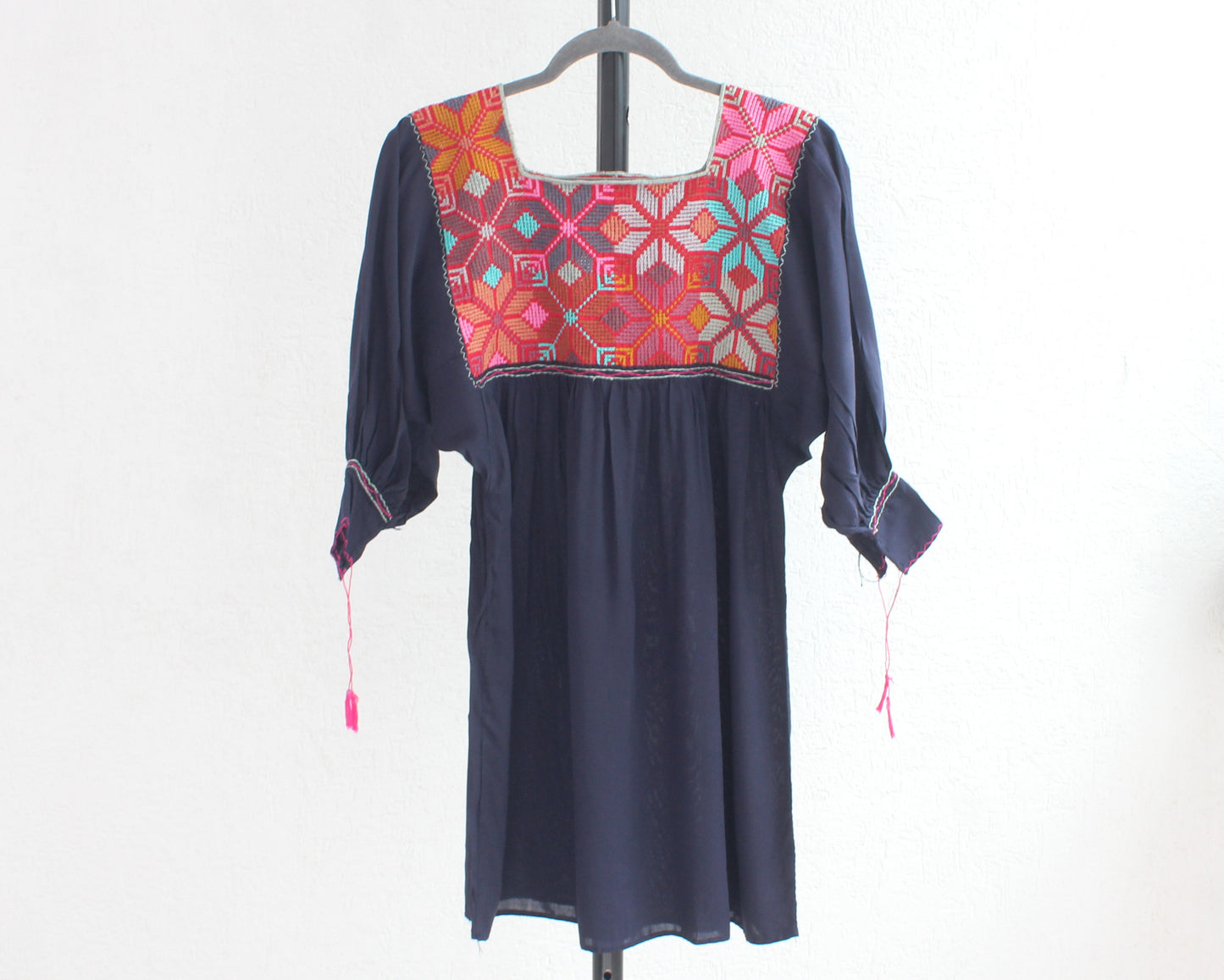 Blusa Gloria Punto de Cruz Azul Marino Rojo