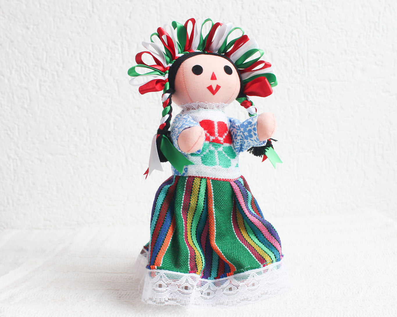 Muñeca Lelé Grande Verde Blanco Rojo
