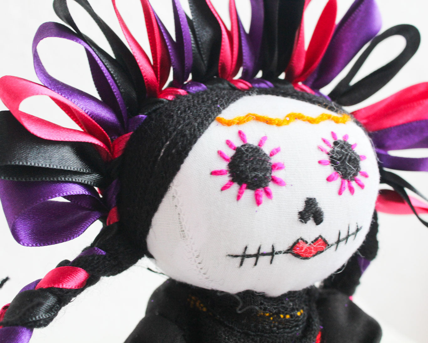 Muñeca Lelé Catrina Morado Rosa Negro