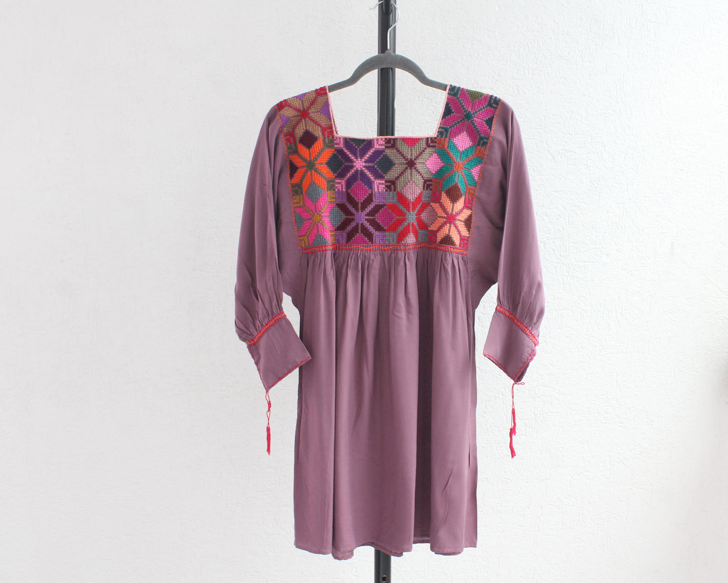 Blusa Gloria Punto de Cruz Palo de Rosa