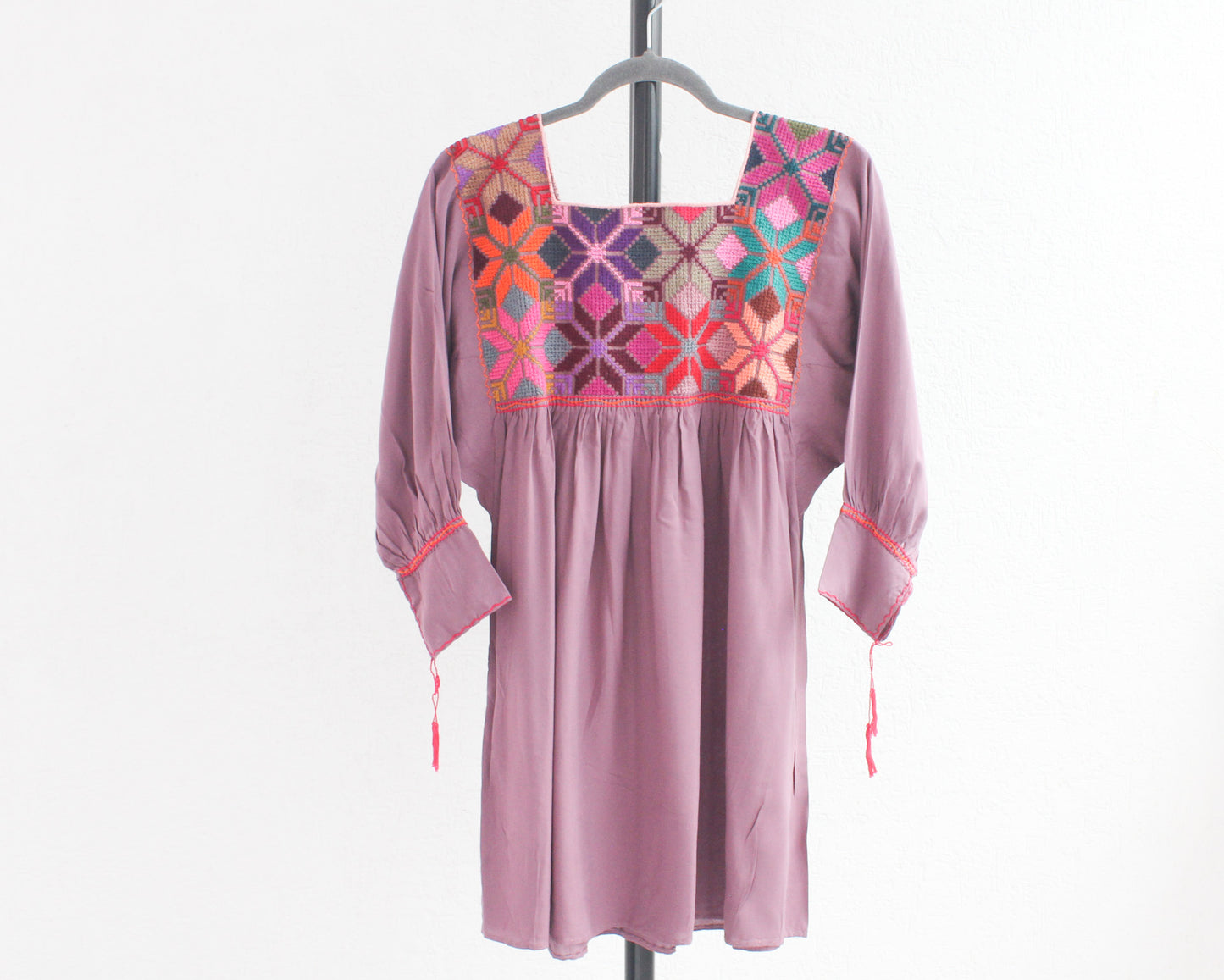 Blusa Gloria Punto de Cruz Palo de Rosa