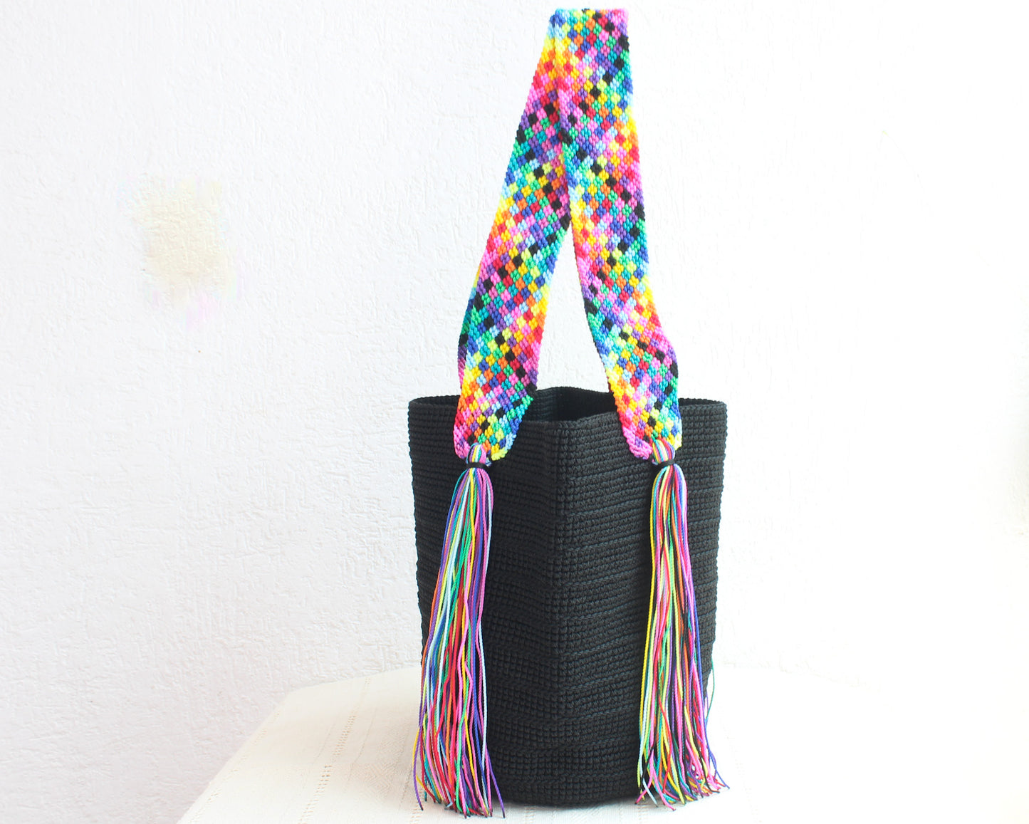 Bolso de mano Negro Colores