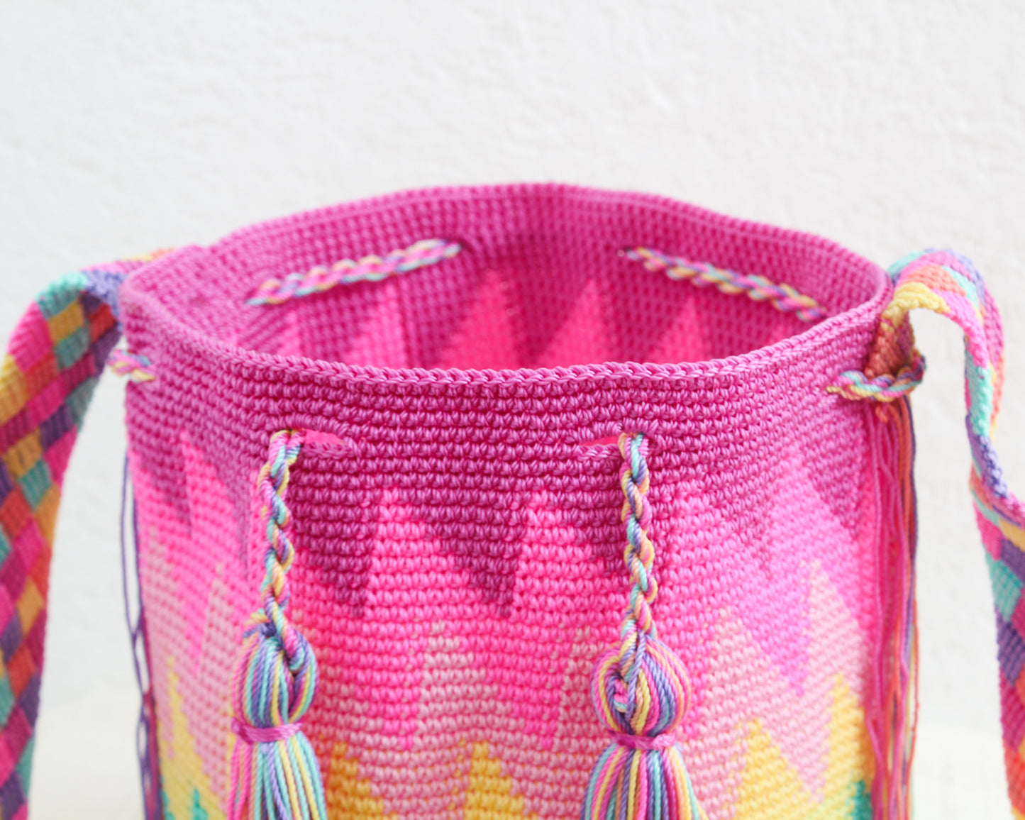 Bolso Morral Rombos Rosa Amarillo Azul Pastel