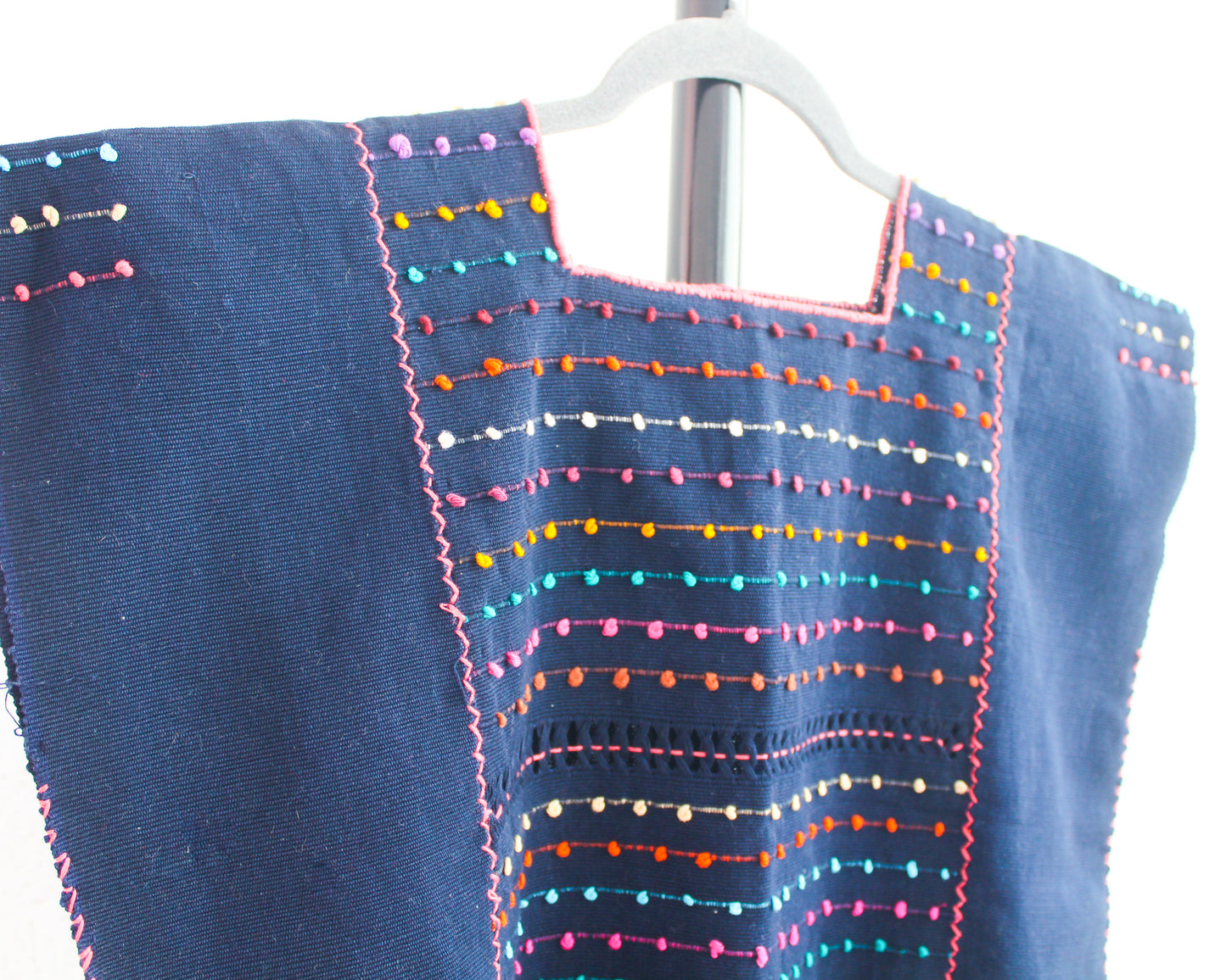 Top Nuditos Deshilado Azul Marino Colores