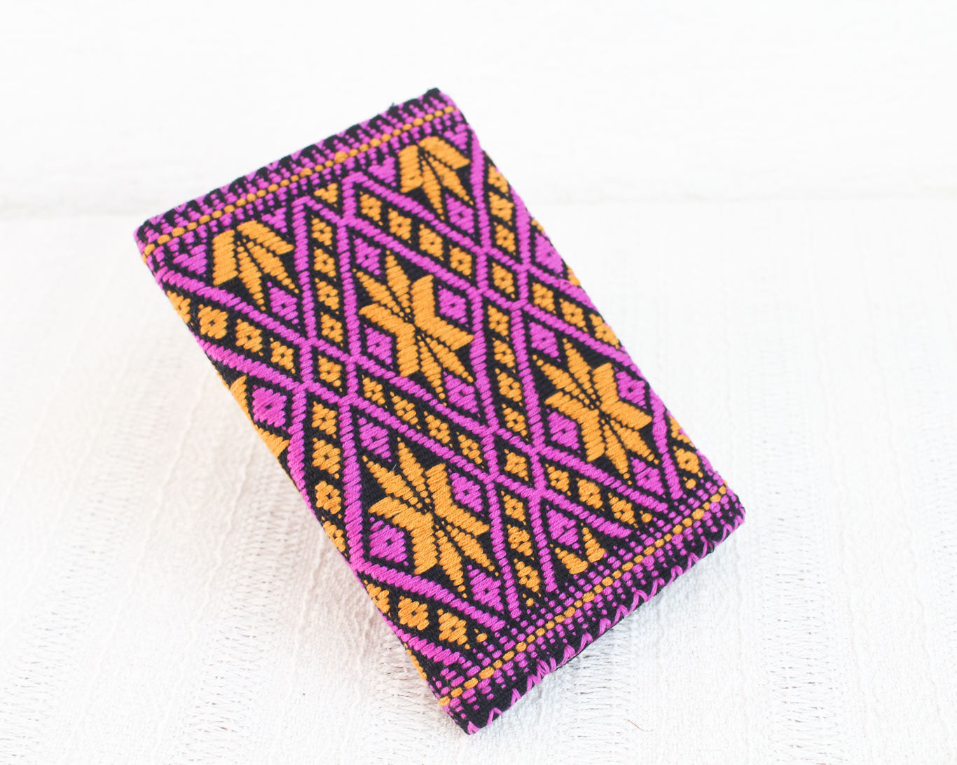 Porta Pasaporte Estrellas Amarillo Morado