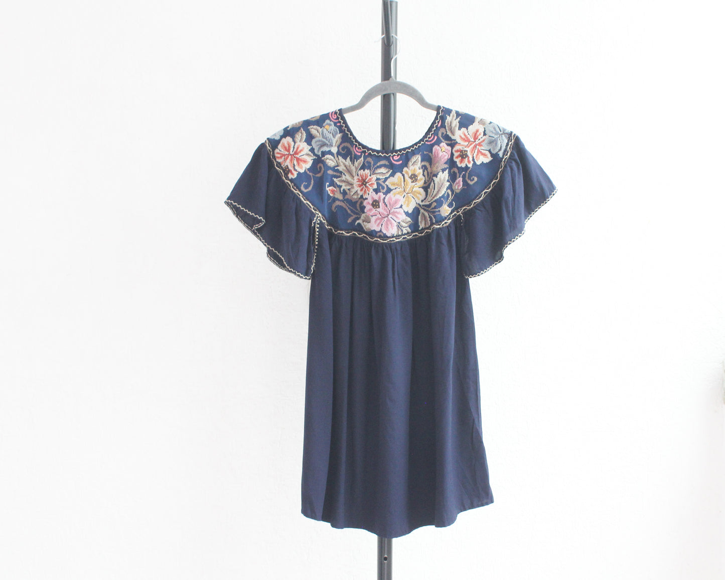 Blusa Abigail Flores Azul Marino Beige XL - XXL