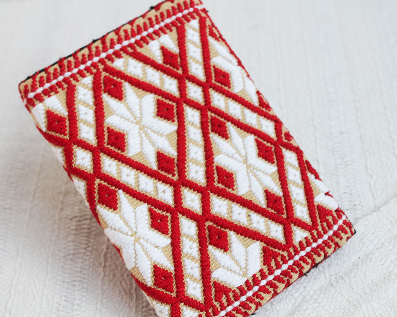 Porta Pasaporte Estrellas Blanco Rojo