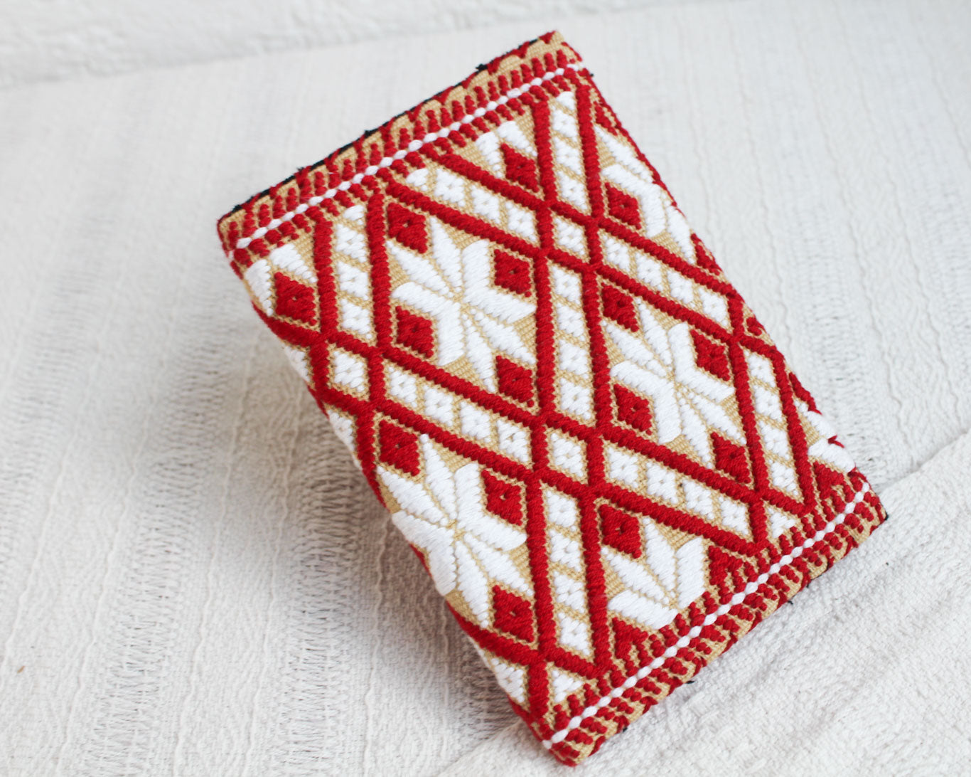 Porta Pasaporte Estrellas Blanco Rojo