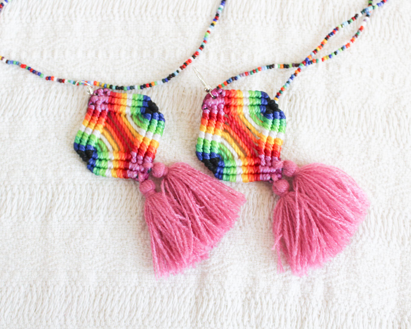 Aretes Tejidos Colores / Rosa