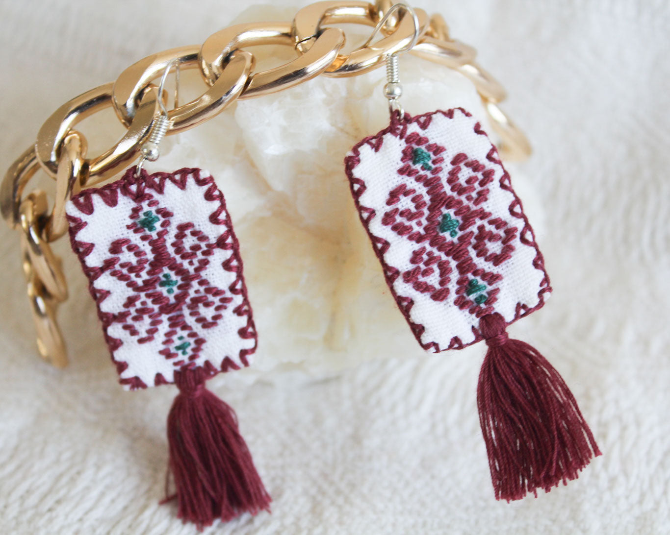 Aretes Rectángulos Bordado Vino V