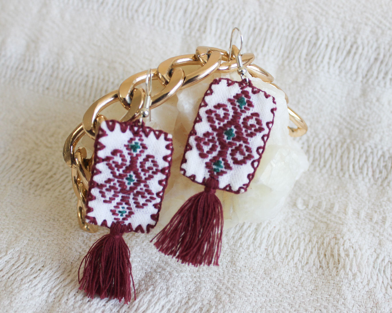 Aretes Rectángulos Bordado Vino V