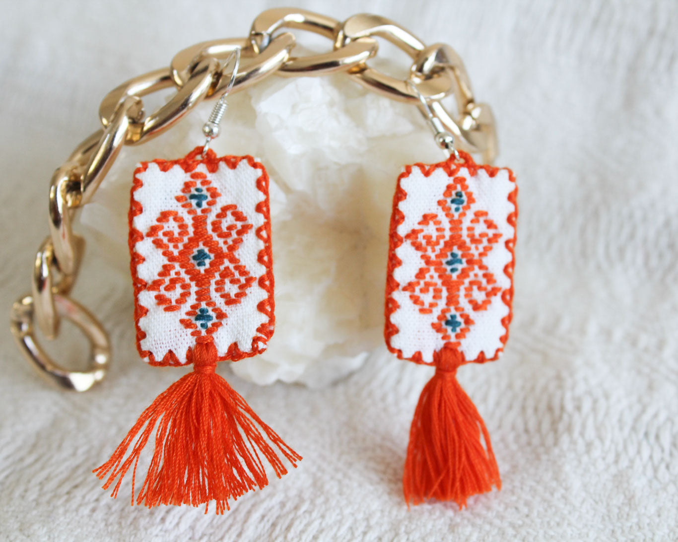 Aretes Rectángulos Bordado Naranja