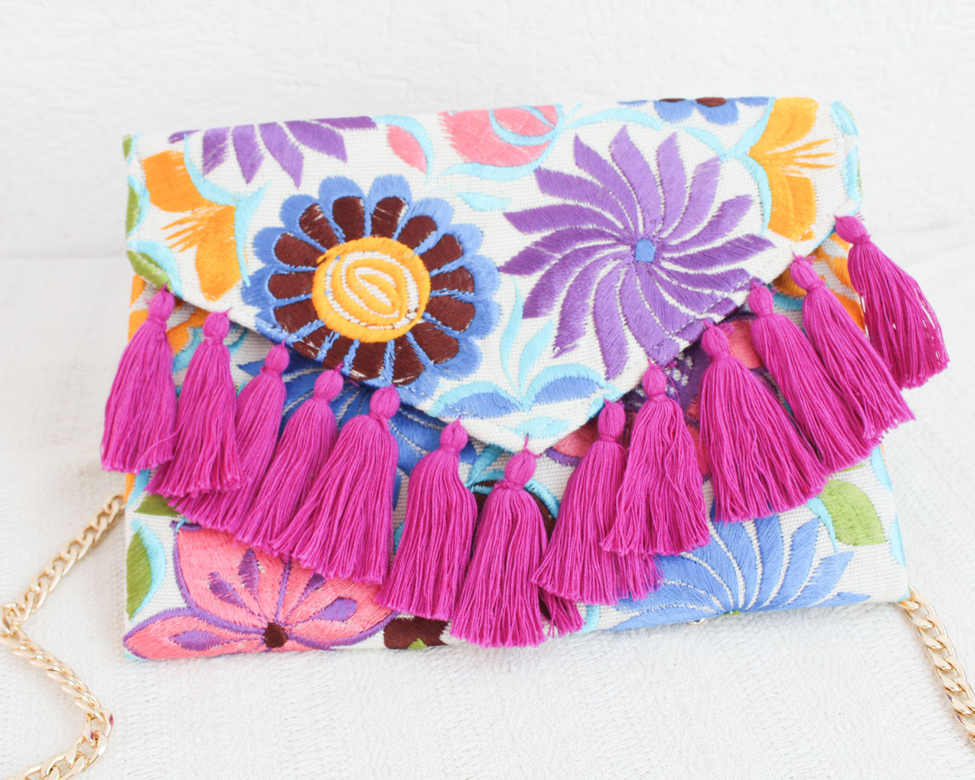Clutch Bordado Violeta Azul Rosa
