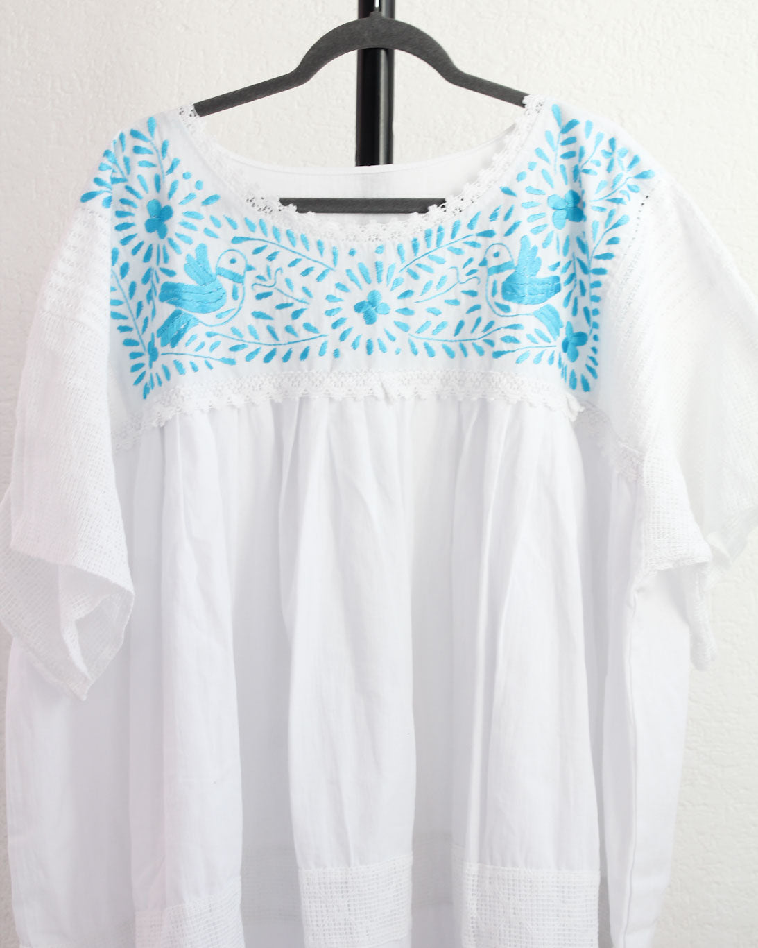 Vestido Lety 3XL - 4 XL Blanco Pajaritos Azul Cielo