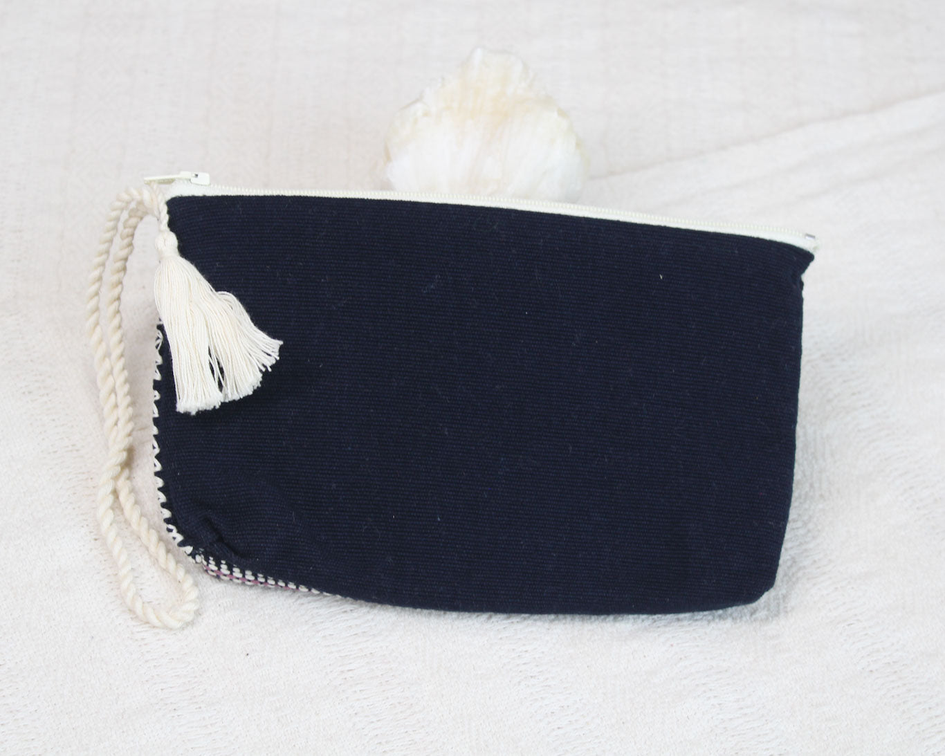 Neceser Flores Vino Blanco Negro