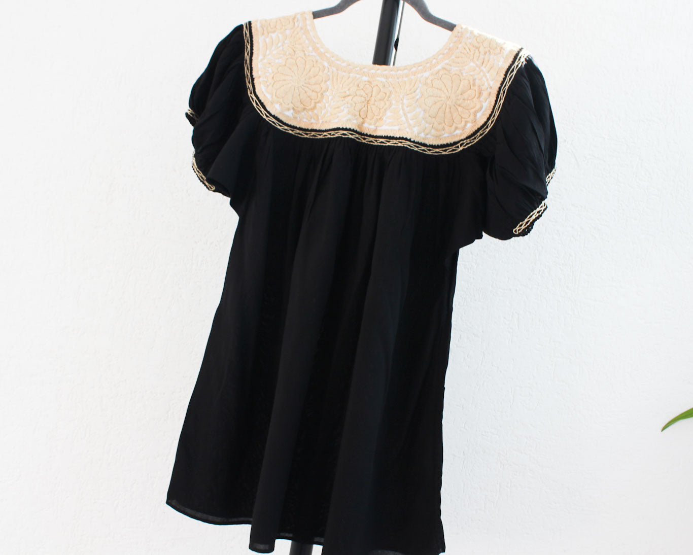 Blusa Aguacatenango Negro Beige