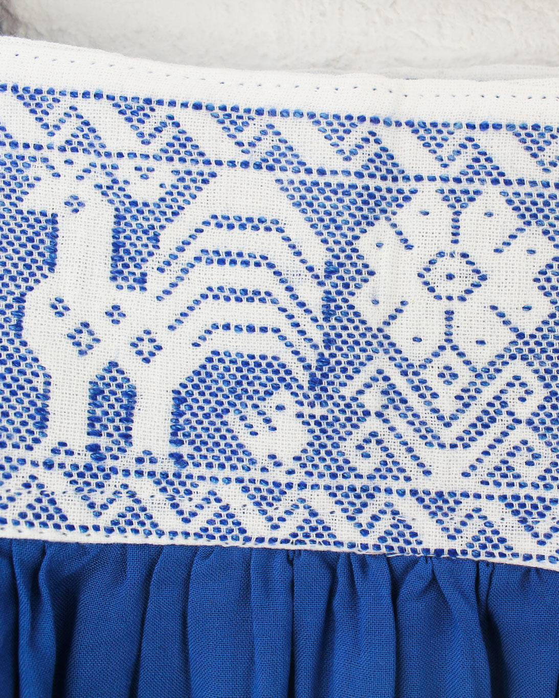 Vestido Tania Bordado Flores Azul rey