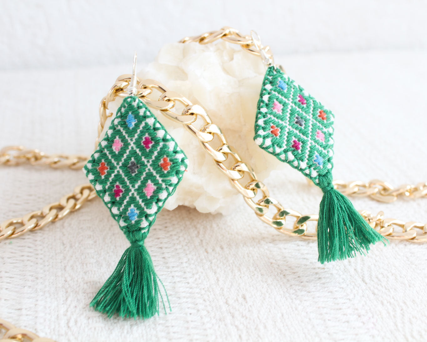 Aretes Cosmos Verde Colores