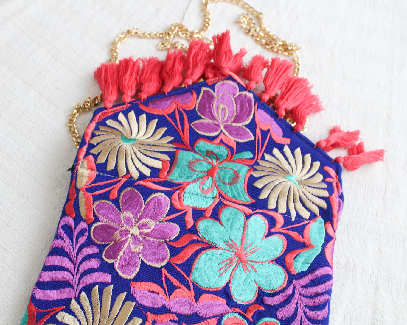 Clutch Bordado Azul Rosa Coral