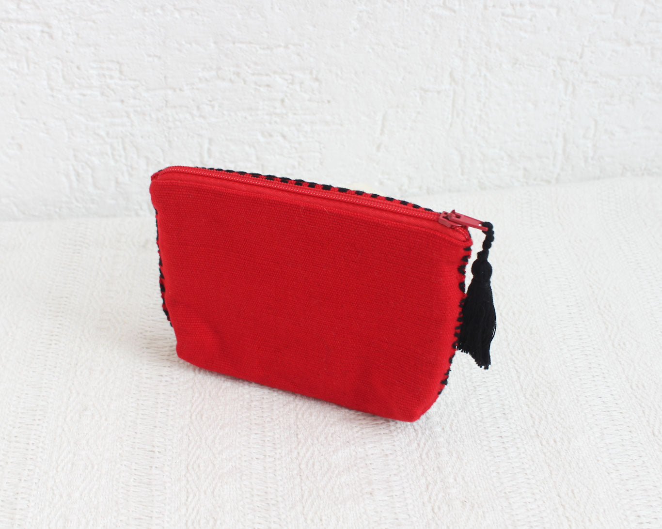 Monedero Estrellitas Colores Negro Rojo