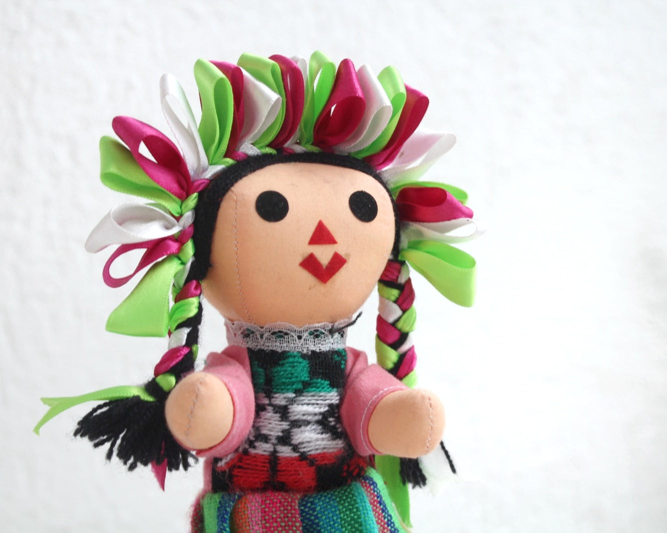 Muñeca Lelé Grande Verde Blanco Vino