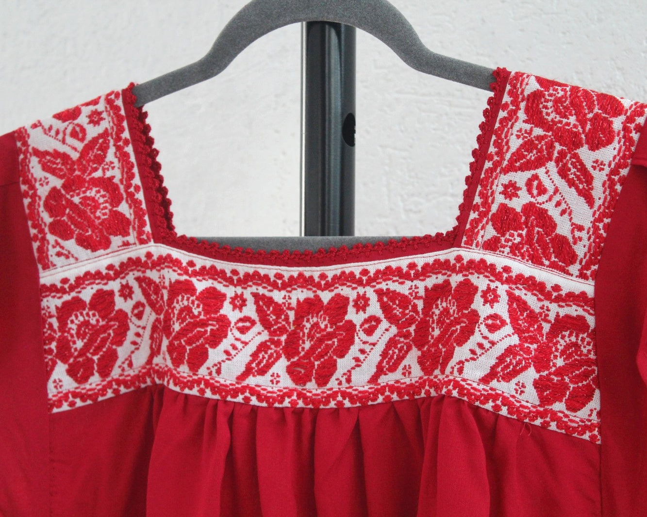 Blusa Tania Rojo Rosas