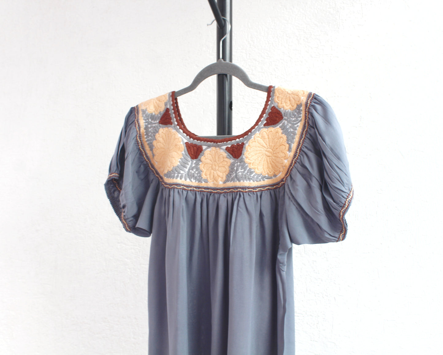 Blusa Aguacatenango Gris Café Amarillo
